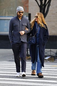 blake-lively-and-ryan-reynolds-out-in-new-york-10-24-2023-2.jpg