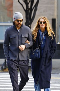 blake-lively-and-ryan-reynolds-out-in-new-york-10-24-2023-3.jpg