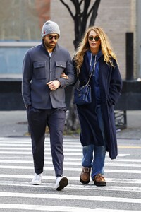 blake-lively-and-ryan-reynolds-out-in-new-york-10-24-2023-4.jpg