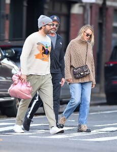 blake-lively-ryan-reynolds-and-hugh-jackman-out-in-new-york-10-12-2023-3.jpg