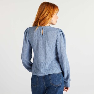 blusa-vaporosa-de-manga-larga-azul-infinito-bfa64_1_zc4.thumb.jpg.0e160493eb90022bf7a405e046a8c805.jpg