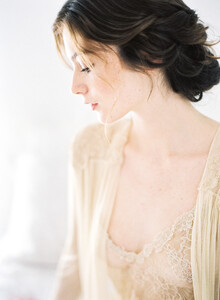 bridal-boudoir-hawaii-hemingway-studio.jpg