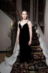 cailee-spaeny-at-miu-miu-dinner-party-in-paris-10-03-2023-1.jpg