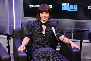 cailee-spaeny-at-siriusxm-s-town-hall-with-cast-of-priscilla-10-06-2023-1.jpg