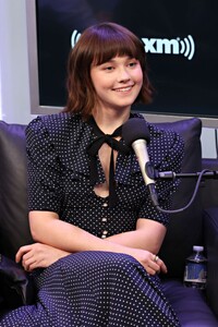 cailee-spaeny-at-siriusxm-s-town-hall-with-cast-of-priscilla-10-06-2023-4.jpg