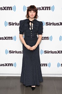 cailee-spaeny-at-siriusxm-s-town-hall-with-cast-of-priscilla-10-06-2023-5.jpg
