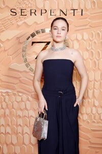 cailee-spaeny-bulgari-serpenti-75-years-of-infinite-tales-exhibition-opening-in-milan-10-10-23-1.jpg