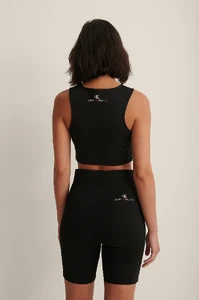 calvin_klien_pride_milano_top_1278-000830-1098_02k.thumb.webp.c5c6acec2394cf1de4715704b80954c6.webp