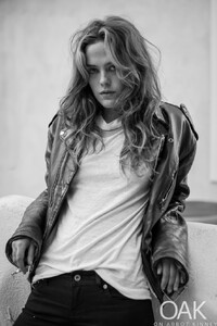 chelsea-schuchman-shawn-hanna-6-684x1024.jpg