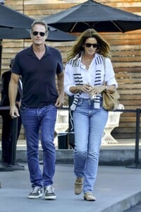 cindy-crawford-and-rande-gerber-at-maxfield-in-west-hollywood-10-11-2023-0.jpg