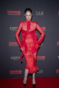 coco-rocha-at-dkms-gala-at-cipriani-wall-street-in-new-york-10-19-2023-5.jpg
