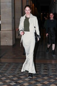 coco-rocha-leaves-hotel-costes-at-paris-fashion-week-09-25-2023-1.jpg