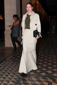 coco-rocha-leaves-hotel-costes-at-paris-fashion-week-09-25-2023-5.jpg