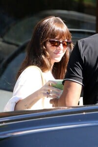 dakota-johnson-out-for-coffee-in-los-angeles-10-22-2023-0.jpg