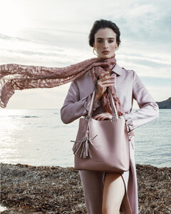 eleganzza_fashion_66938521_182185989465343_1401799278665289219_n.jpg
