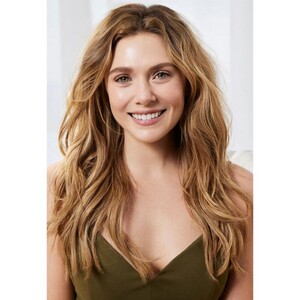 elizabeth-olsen-missha-us-campaign-june-2023-4.jpg