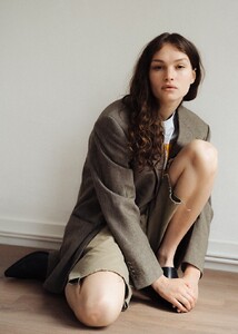 gallery_model_rfWnC73Nuta5.jpg