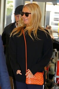 gwyneth-paltrow-arrives-at-sydney-airport-10-28-2023-5.jpg