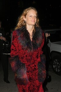 hanne-gaby-odiele-arrives-at-gigi-hadid-s-store-guest-in-residence-opening-in-new-york-10-19-2023-1.jpg