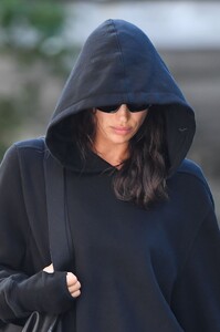 irina-shayk-out-and-about-in-new-york-09-06-2023-0.jpg