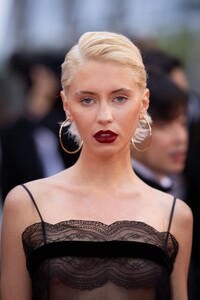 iris-law-at-monster-premiere-at-76th-annual-cannes-film-festival-05-17-2023-4.jpg