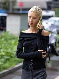 iris-law-out-and-about-in-milan-09-21-2023-5.jpg