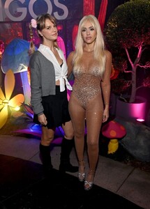 jessica-alba-at-casamigos-halloween-party-in-los-angeles-10-27-2023-5.thumb.jpg.5feb4afe90535cc7e5b23040ee21b0d7.jpg