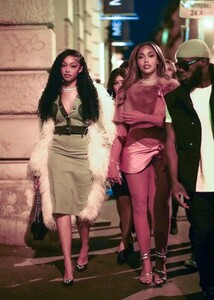 jordyn-and-jodie-woods-arrives-at-at-hailey-bieber-s-exclusive-party-at-voltaire-in-paris-09-28-2023-0.jpg