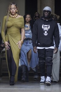 jordyn-woods-leaves-a-fashion-show-at-paris-fashion-week-10-01-2023-2.jpg