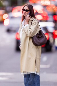karlie-kloss-out-and-about-in-new-york-10-23-2023-1.jpg