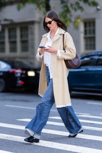 karlie-kloss-out-and-about-in-new-york-10-23-2023-2.jpg