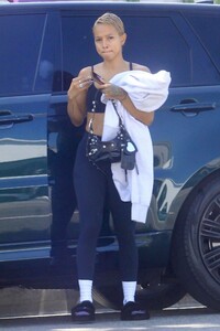 karrueche-tran-out-and-about-in-hollywood-09-23-2023-6.jpg