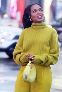 kerry-washington-at-a-photoshoot-at-times-square-in-new-york-09-26-2023-6.jpg