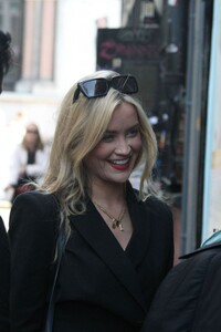 laura-whitmore-arrives-at-olympia-theatre-in-dublin-for-a-charity-gig-rock-against-homelessness-05-26-2023-0.jpg