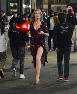 laura-whitmore-night-out-at-leicester-square-in-london-06-16-2023-0.thumb.jpg.0bef88bc7fc633fcc76145c01eed6dd2.jpg