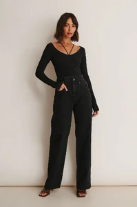 nakd_deep_v_neck_long_sleeve_top_1728-000006-0002_04c.thumb.webp.5a1cae759edd4428a5ee56b7e3ede26b.webp