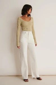 nakd_deep_v_neck_long_sleeve_top_1728-000006-1114_03c.thumb.webp.a220edc9a6167724084de7d172946f04.webp