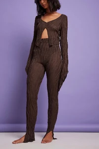 nakd_fine_knitted_slit_trousers-1018-009512-0765_9567.thumb.webp.ebbff46a0727cc97d270e2a508461a05.webp