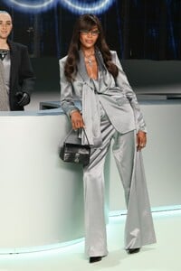 naomi-campbell-at-boss-fashion-show-at-milan-fashion-week-09-22-2023-5.jpg