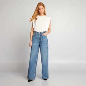 pantalon-en-denim-wide-leg-bleu-aph55_1_zc1.thumb.jpg.da80a8743cb1d269f0ed41e7496157e6.jpg