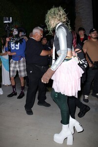 paris-jackson-in-old-gregg-costume-arrives-at-casamigos-halloween-party-in-los-angeles-10-27-2023-8.jpg