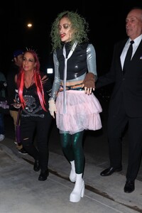 paris-jackson-in-old-gregg-costume-arrives-at-casamigos-halloween-party-in-los-angeles-10-27-2023-9.jpg
