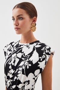 petite-viscose-blend-jersey-floral-mini-dress-2.jpeg