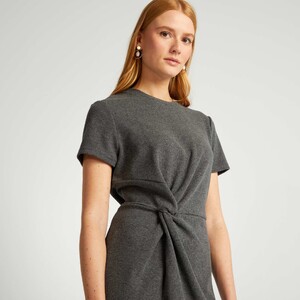 robe-t-shirt-unie-cotelee-gris-asa91_1_zc3.thumb.jpg.8489524c66ec7792632f8ea4c9e7a3d3.jpg