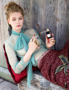 simply_07.thumb.jpg.3ac07b6de7576c3f43bee4d1bcf9a33f.jpg