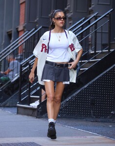 sistine-stallone-out-and-about-in-new-york-10-05-2023-2.jpg