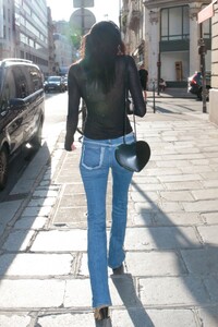 soo-joo-park-leaves-her-hotel-at-paris-fashion-week-07-06-2023-4.jpg