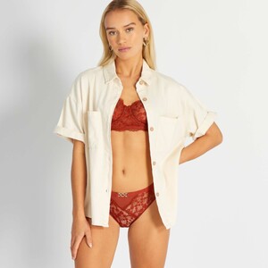 soutien-gorge-corbeille-en-dentelle-rouge-aet28_1_zc2.thumb.jpg.5e0c9f90950090305eff727ae23eceaa.jpg