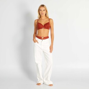 soutien-gorge-dentelle-corbeille-plongeant-rouge-aet29_1_zc2.thumb.jpg.6656bf08f90b9a871d2212ef0cb6113c.jpg