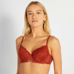 soutien-gorge-dentelle-corbeille-plongeant-rouge-aet29_1_zc5.thumb.jpg.ece9d867982405127e857fc850cb3b3f.jpg